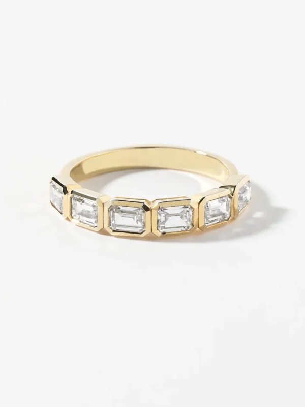 Belenos Emerald Cut Band